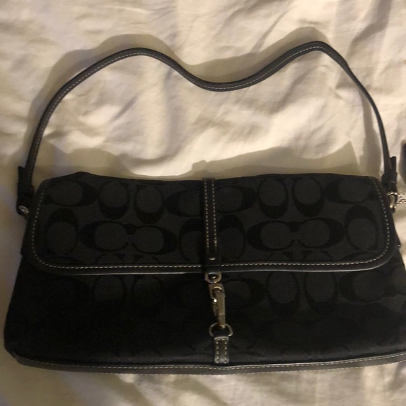 Coach purse - Picture 1 of 6